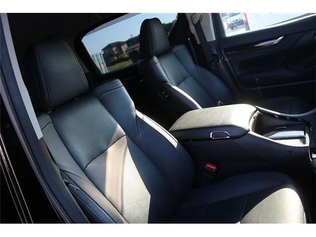 ALPHARD hybrid 4WD