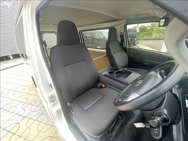 HIACE van 2WD