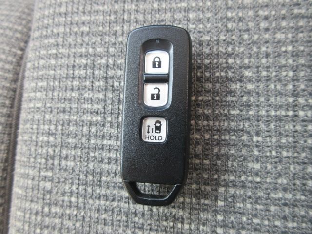 N BOX