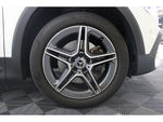 MERCEDES BENZ GLB