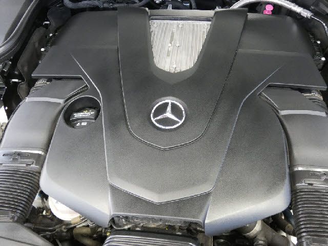 MERCEDES BENZ E class sedan