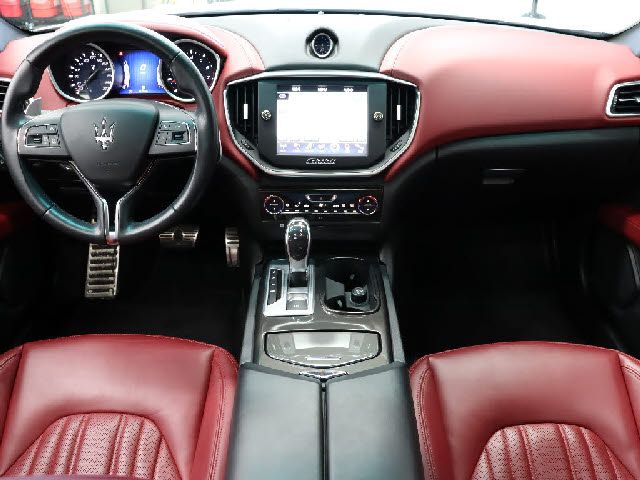 MASERATI GHIBLI Sedan