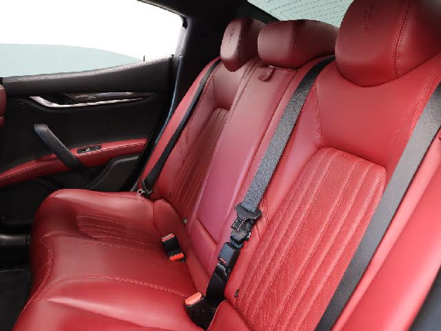 MASERATI GHIBLI Sedan