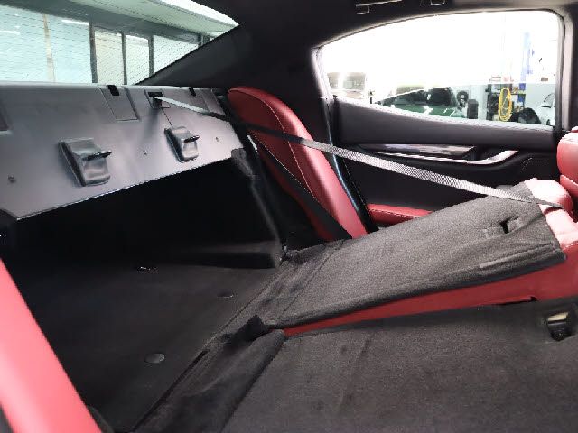 MASERATI GHIBLI Sedan