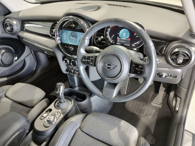 MINI COOPER D 5DOOR