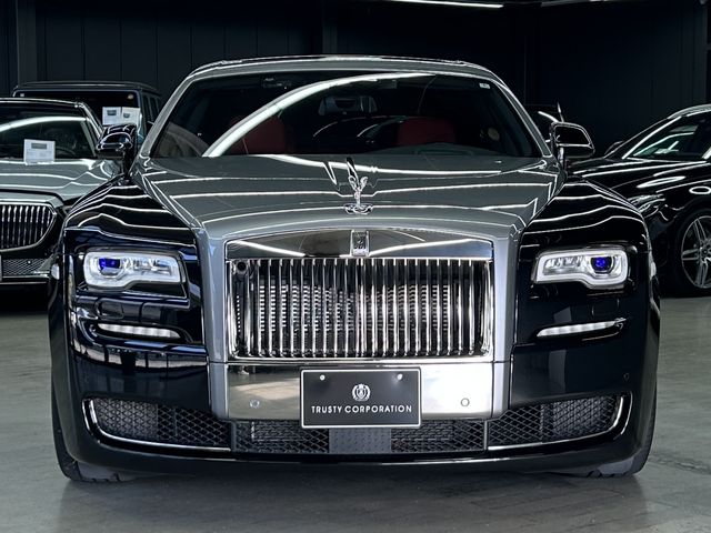 ROLLS-ROYCE
