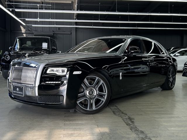 ROLLS-ROYCE