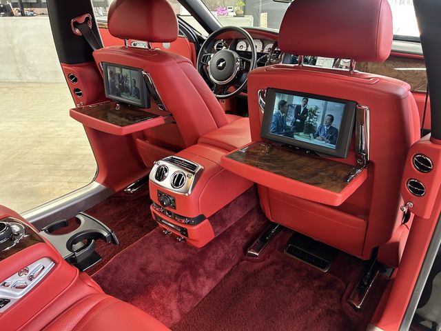 ROLLS-ROYCE