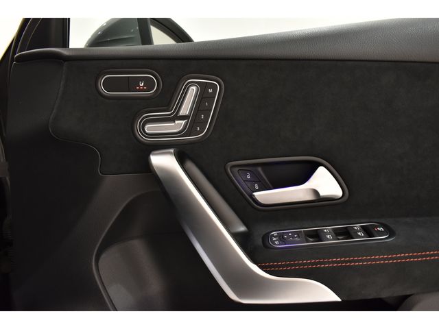 MERCEDES BENZ A class