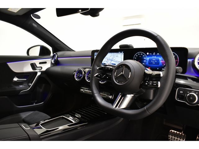 MERCEDES BENZ A class sedan