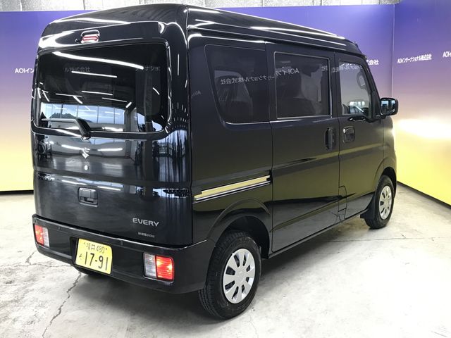 EVERY van 4WD