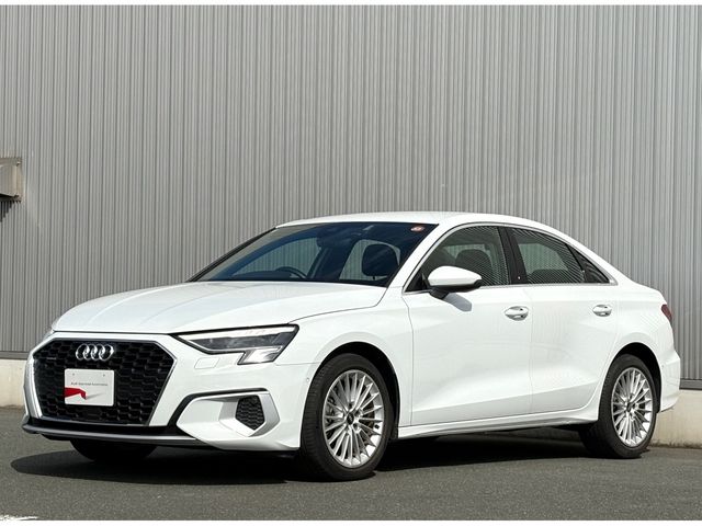 AUDI A3 Sedan
