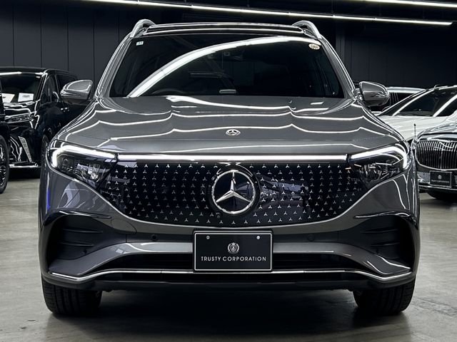 MERCEDES BENZ EQB