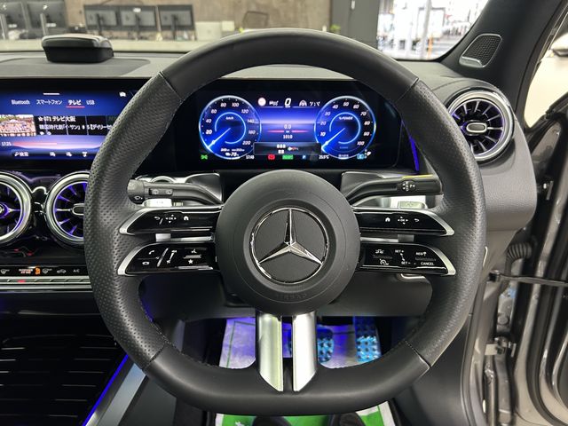 MERCEDES BENZ EQB