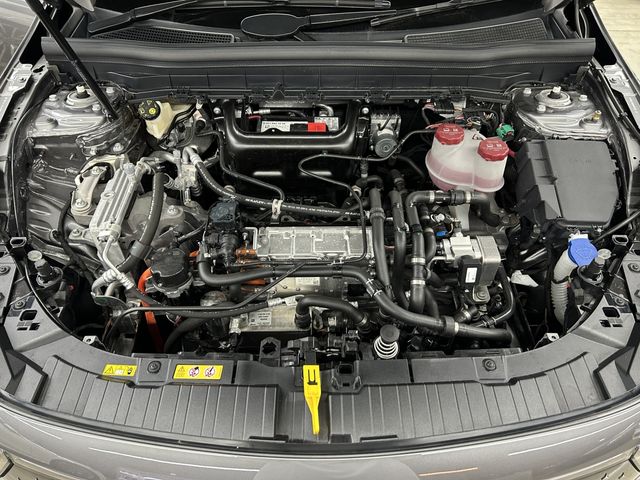 MERCEDES BENZ EQB