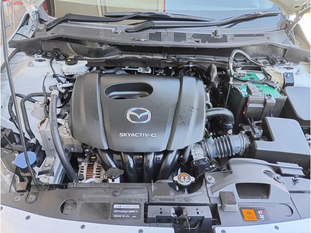MAZDA2
