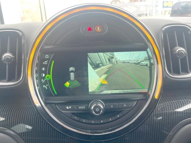 BMW MINI CROSSOVER
