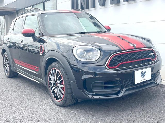 BMW MINI CROSSOVER