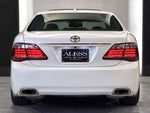 CROWN sedan
