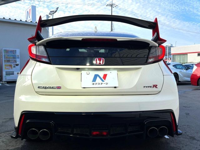 CIVIC hatchback