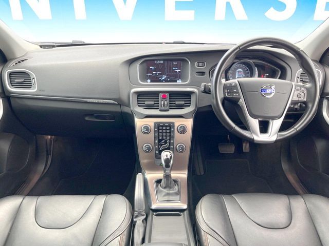 VOLVO V40 CROSS COUNTRY