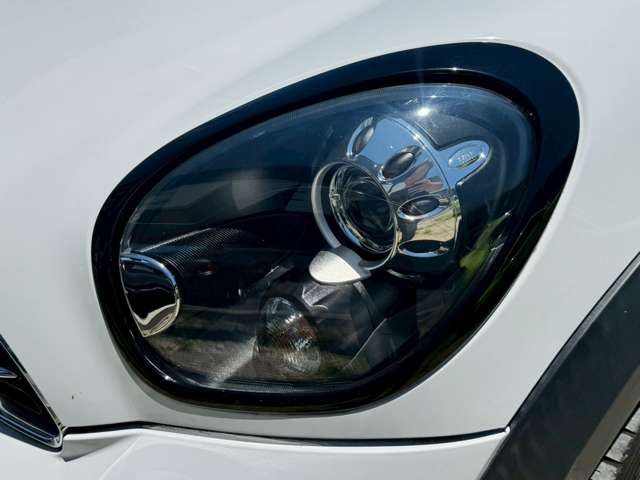 BMW MINI COOPER SD CROSSOVER
