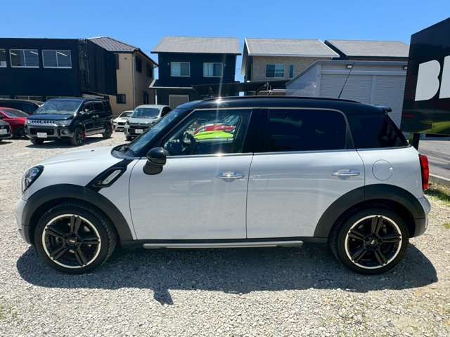 BMW MINI COOPER SD CROSSOVER