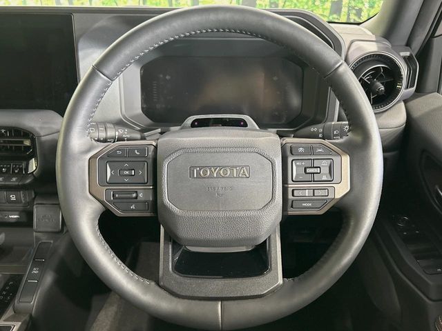 LANDCRUISER 250
