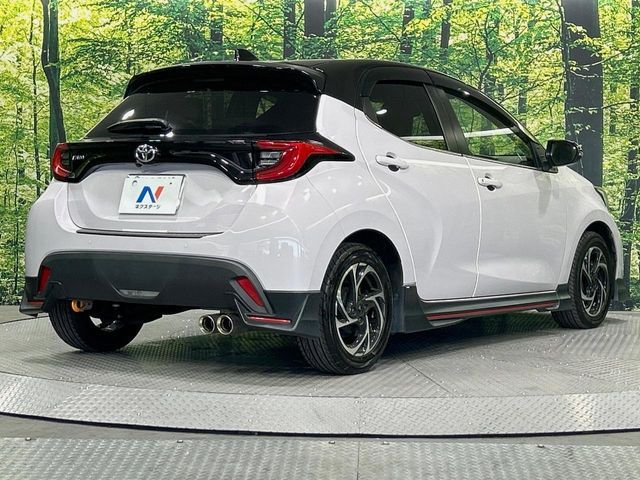YARIS