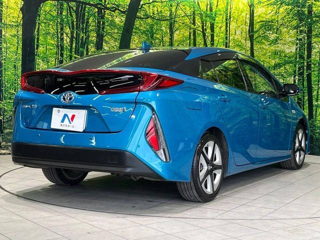 PRIUS PHV