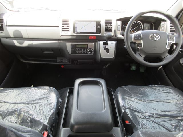 HIACE van 4WD