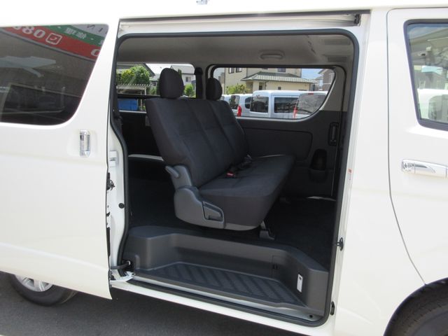 HIACE van 4WD