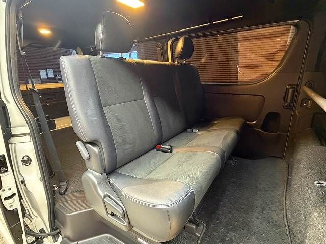 HIACE van 2WD