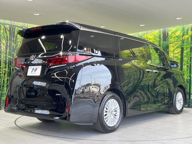 ALPHARD hybrid