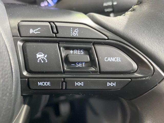 YARIS CROSS HYBRID