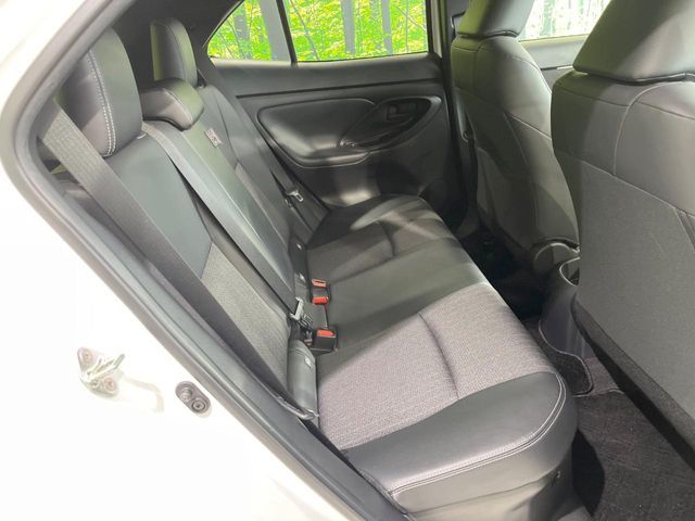 YARIS CROSS HYBRID