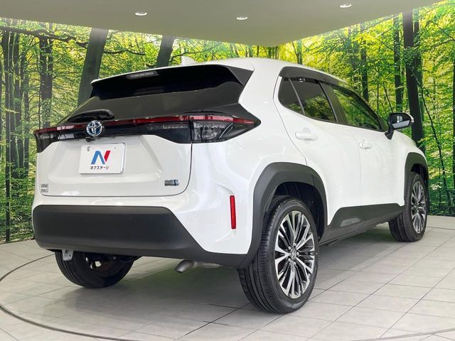 YARIS CROSS HYBRID