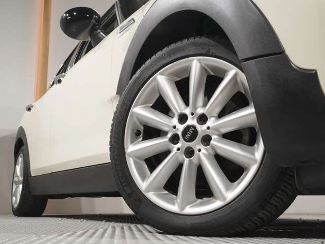 BMW MINI COOPER CLUBMAN