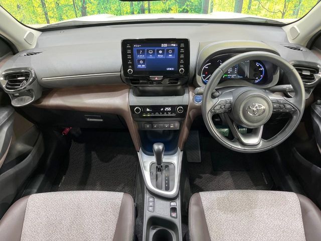 YARIS CROSS HYBRID