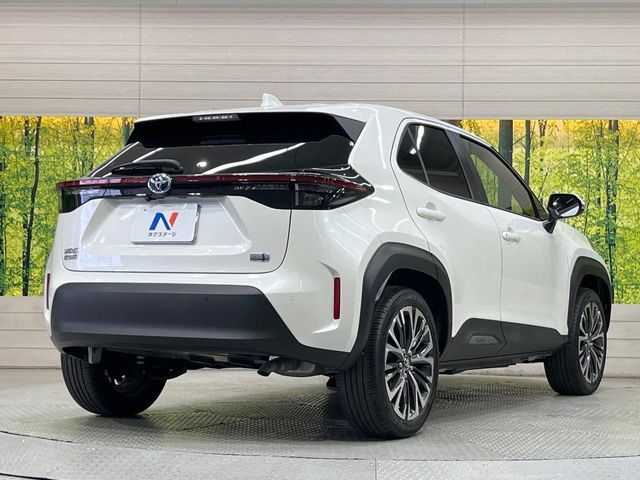 YARIS CROSS HYBRID