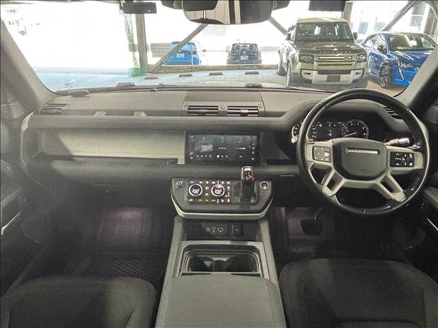 ROVER DEFENDER