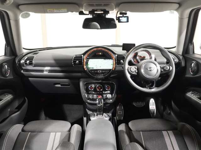 MINI COOPER S CLUBMAN
