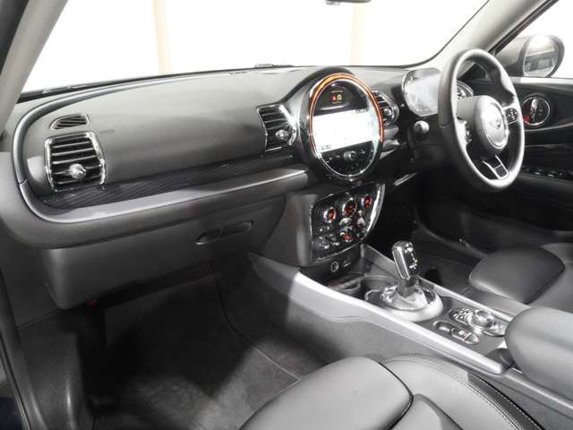 MINI COOPER D CLUBMAN