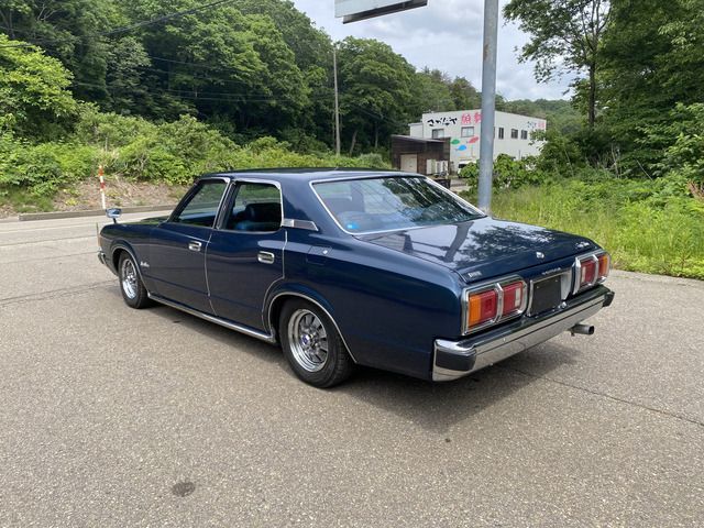 CROWN hardtop