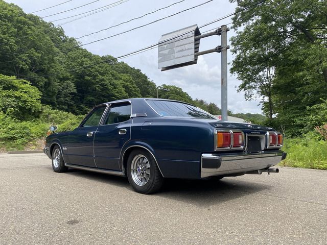 CROWN hardtop