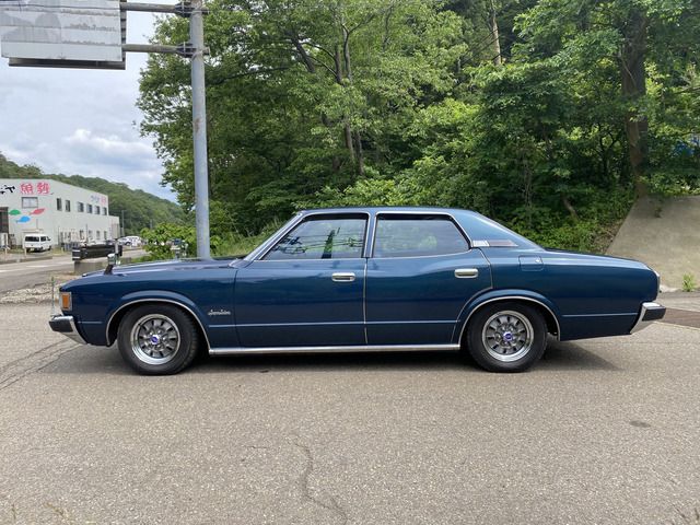 CROWN hardtop