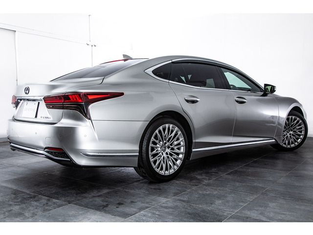 LEXUS LS500h
