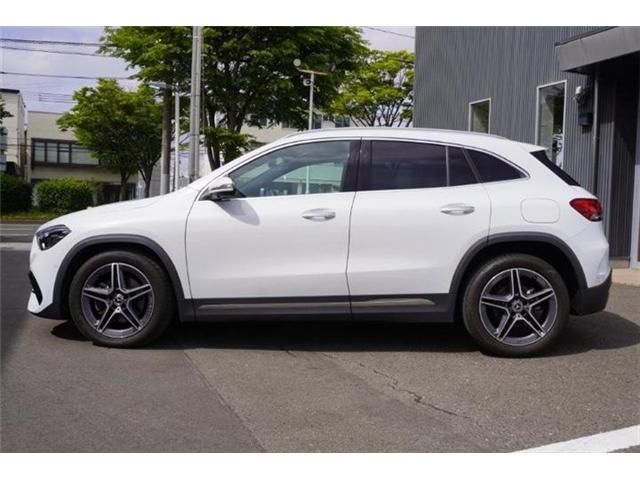 MERCEDES BENZ GLA class
