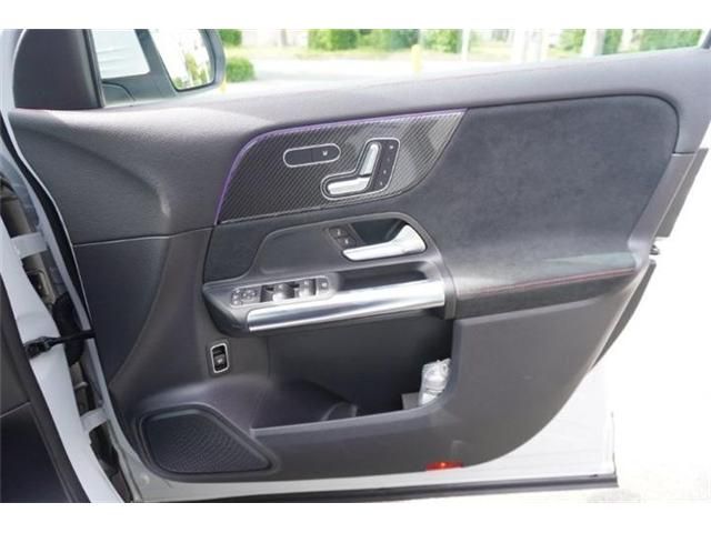 MERCEDES BENZ GLA class