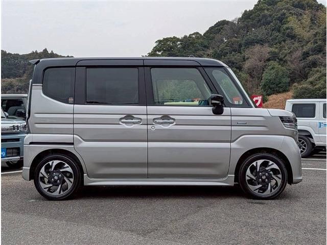Spacia custom